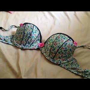 Victoria's Secret Pretty Little Thing Bra